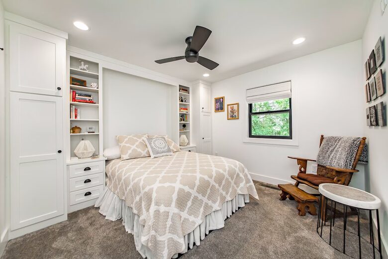 Modern Heber Springs Lakehouse with Sunset Views - Heber Springs, Arkansas