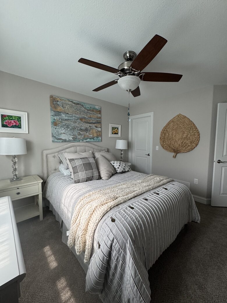 2nd Floor Bedroom 3 with a Queen size bed