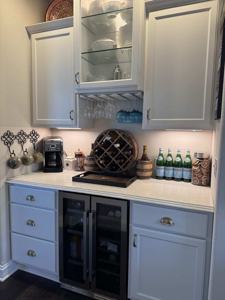 Fox Lake Village Retreat with Saltwater Pool & Hot Tub - Waukesha, Wisconsin