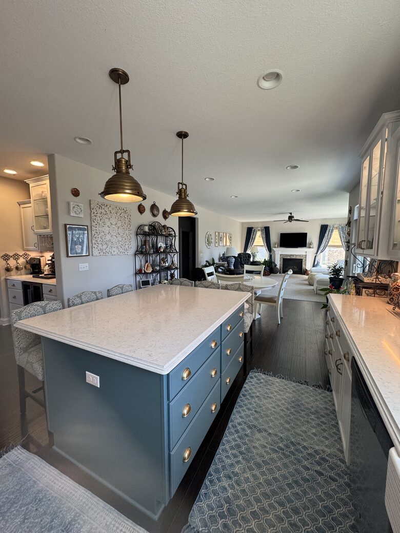 Fox Lake Village Retreat with Saltwater Pool & Hot Tub - Waukesha, Wisconsin