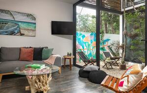 Contemporary Tulum Retreat Near the Ruins with Private Rooftop Pool - Tulum, Mexico