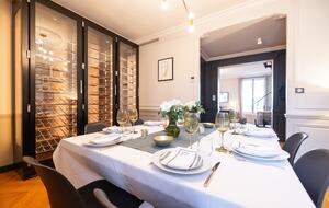 Signature Two-Level Eiffel View Haven - Paris, France