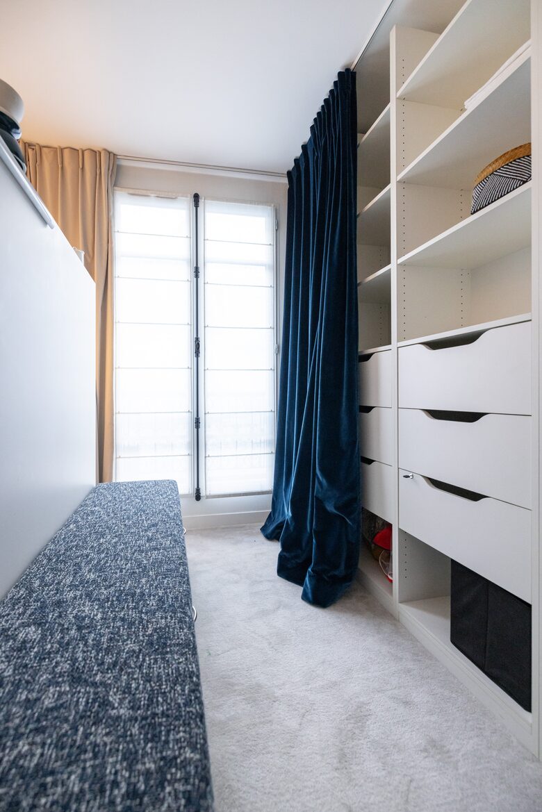 Signature Two-Level Eiffel View Haven - Paris, France