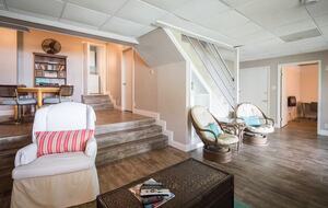 Elegant Hilltop Retreat with Panoramic Canyon Lake Views - Canyon Lake, Texas