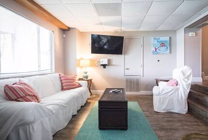 Elegant Hilltop Retreat with Panoramic Canyon Lake Views - Canyon Lake, Texas