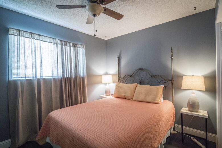 Elegant Hilltop Retreat with Panoramic Canyon Lake Views - Canyon Lake, Texas