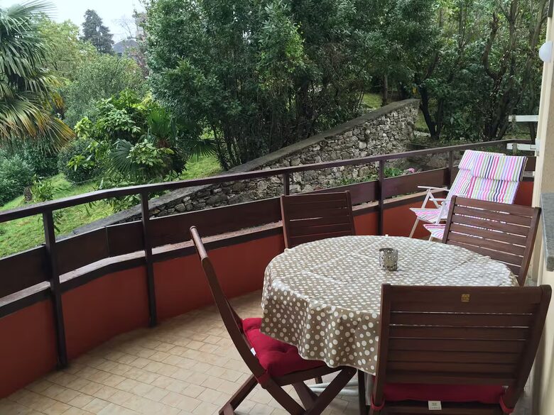 Tranquil Apartment Overlooking Lake Maggiore - Stresa, Italy