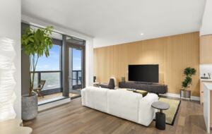 Sophisticated High-Rise Retreat in the Heart of Downtown Portland - Portland, Oregon