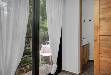 Contemporary Tulum Retreat Near the Ruins with Private Rooftop Pool - Tulum, Mexico