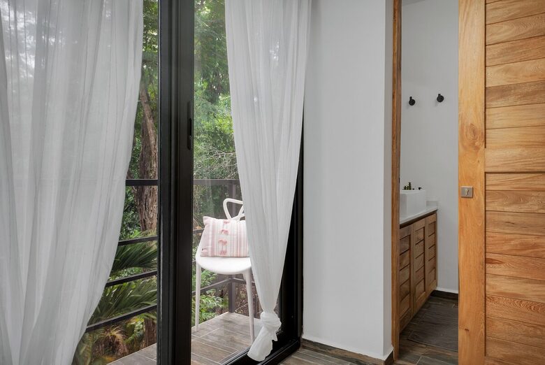 Contemporary Tulum Retreat Near the Ruins with Private Rooftop Pool - Tulum, Mexico