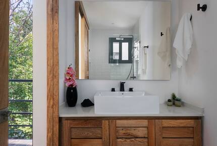 Contemporary Tulum Retreat Near the Ruins with Private Rooftop Pool - Tulum, Mexico