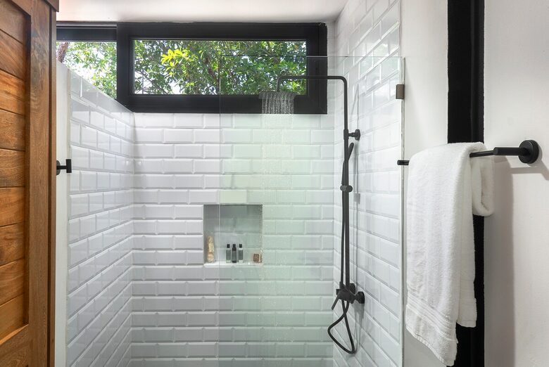 Contemporary Tulum Retreat Near the Ruins with Private Rooftop Pool - Tulum, Mexico