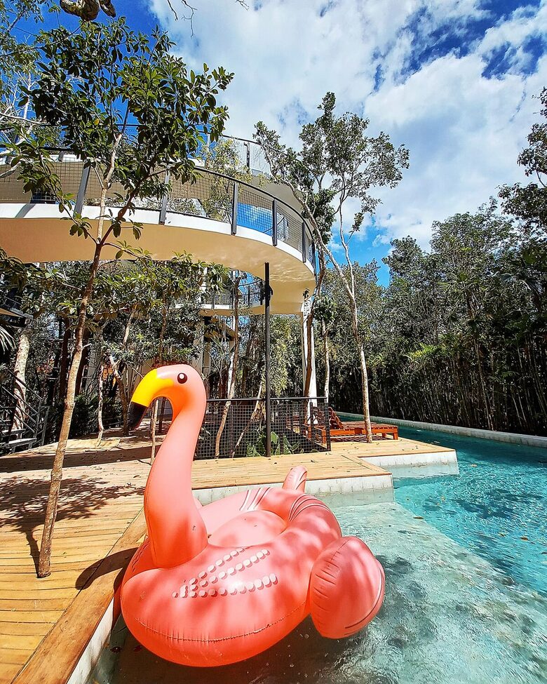 Contemporary Tulum Retreat Near the Ruins with Private Rooftop Pool - Tulum, Mexico