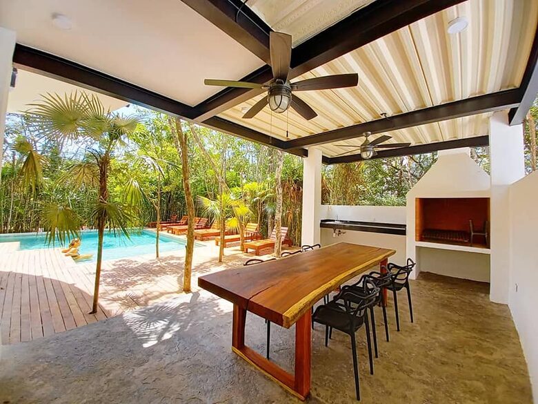 Contemporary Tulum Retreat Near the Ruins with Private Rooftop Pool - Tulum, Mexico