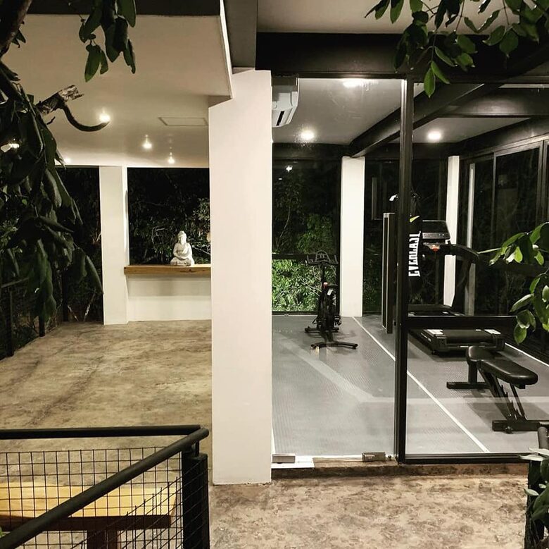 Contemporary Tulum Retreat Near the Ruins with Private Rooftop Pool - Tulum, Mexico