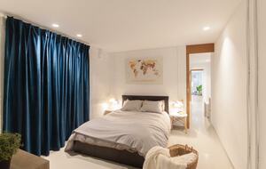 Spacious Two-Level Retreat in Central Barcelona - Barcelona, Spain