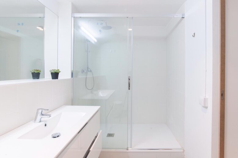 Spacious Two-Level Retreat in Central Barcelona - Barcelona, Spain