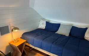 Second bedroom with queen bed