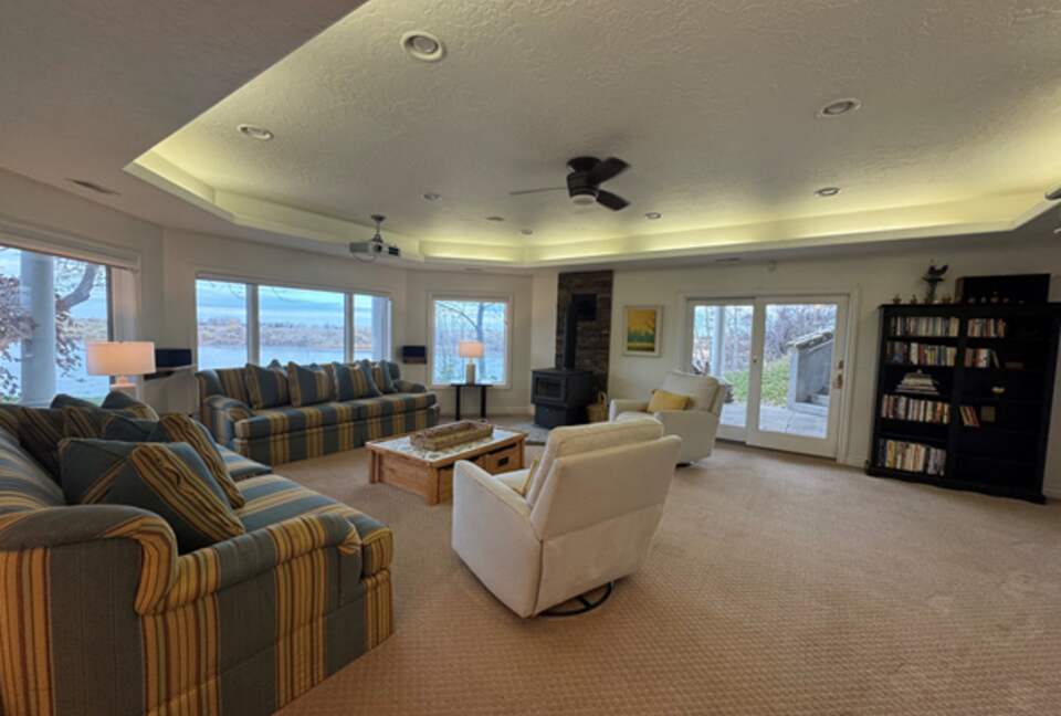 Elegant Idaho Home Overlooking the Snake River - Burley, Idaho