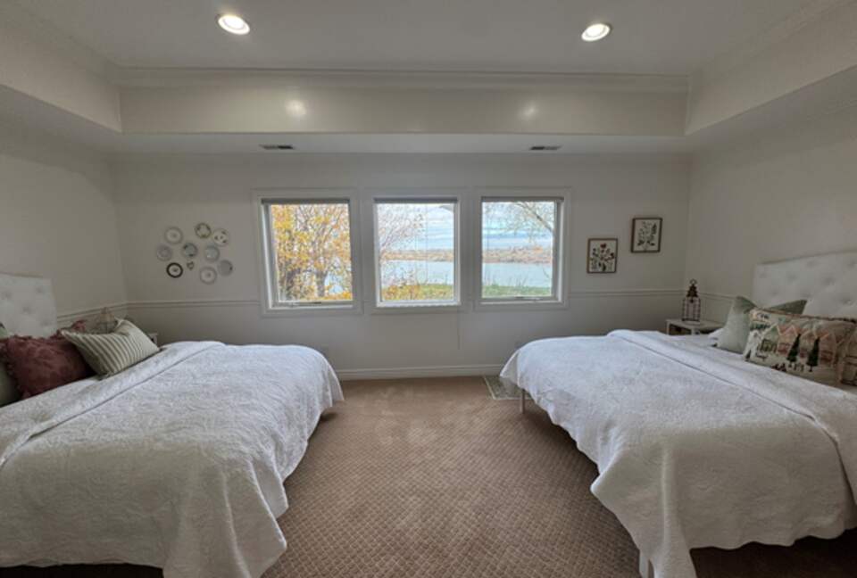 Elegant Idaho Home Overlooking the Snake River - Burley, Idaho