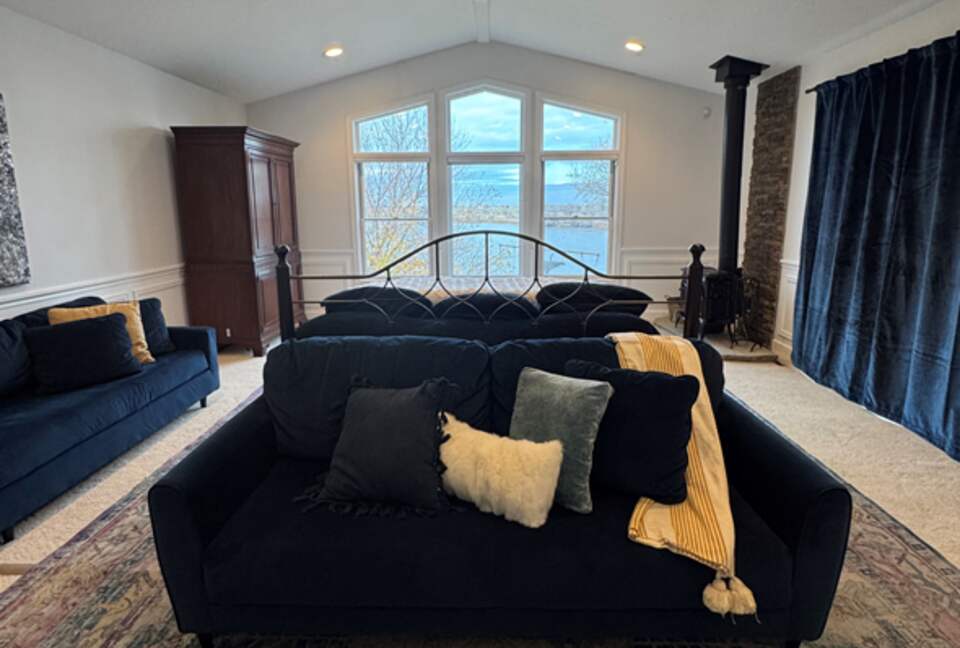 Elegant Idaho Home Overlooking the Snake River - Burley, Idaho