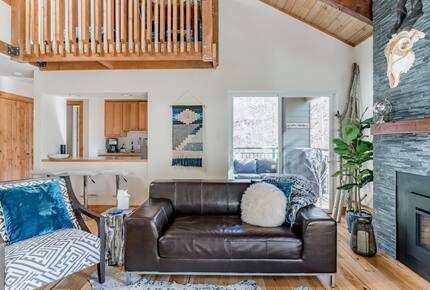 Warm Alpine Getaway Minutes from Vail Village - Vail, Colorado