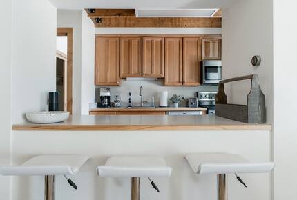 Warm Alpine Getaway Minutes from Vail Village - Vail, Colorado