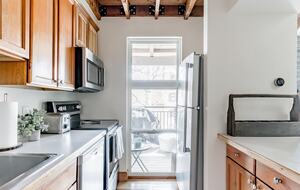 Warm Alpine Getaway Minutes from Vail Village - Vail, Colorado