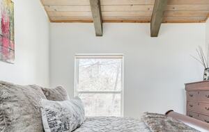 Warm Alpine Getaway Minutes from Vail Village - Vail, Colorado