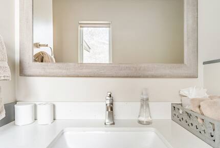 Warm Alpine Getaway Minutes from Vail Village - Vail, Colorado