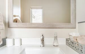 Warm Alpine Getaway Minutes from Vail Village - Vail, Colorado