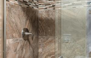 Warm Alpine Getaway Minutes from Vail Village - Vail, Colorado