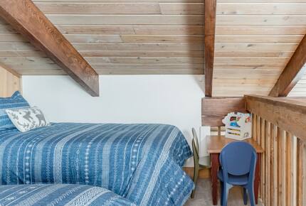 Warm Alpine Getaway Minutes from Vail Village - Vail, Colorado