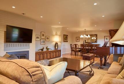 Howell Mountain Vineyard Retreat - Angwin, California