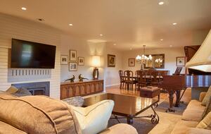 Howell Mountain Vineyard Retreat - Angwin, California