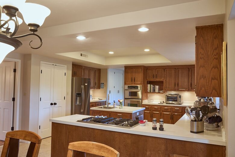 Howell Mountain Vineyard Retreat - Angwin, California