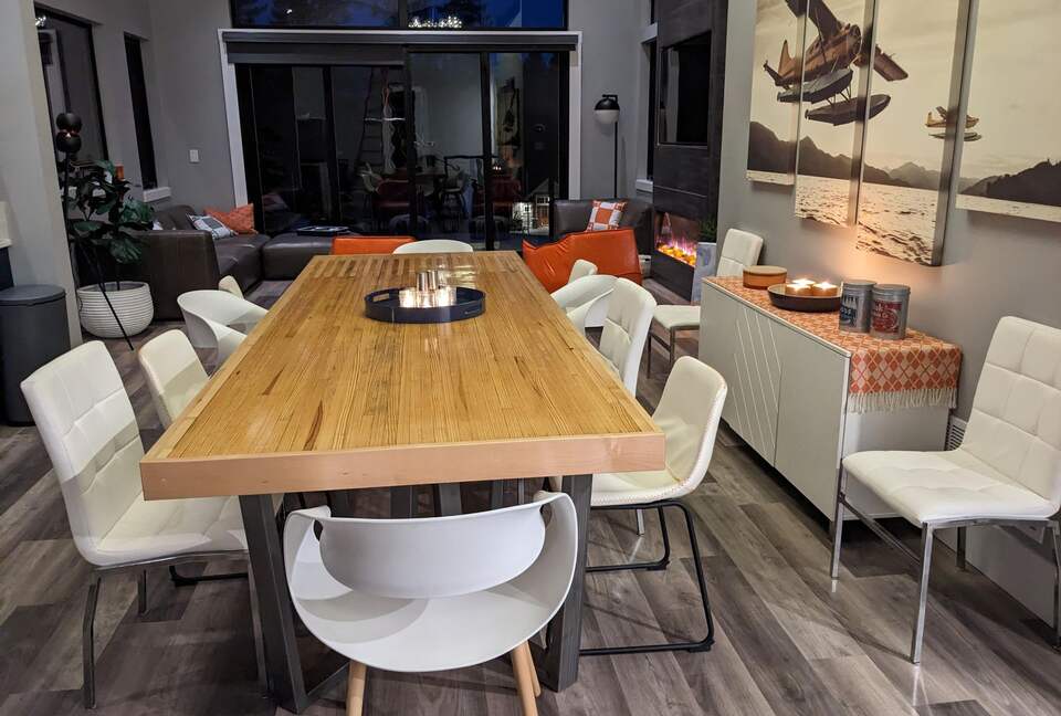 Lake Cowichan View House - Lake Cowichan, Canada