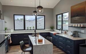 Lake Cowichan View House - Lake Cowichan, Canada