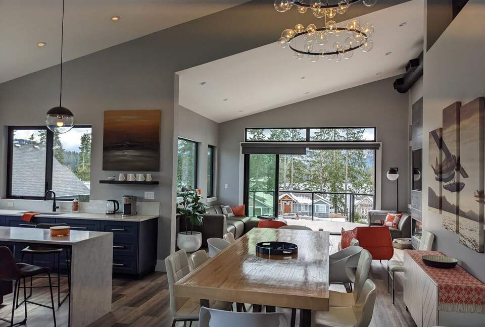 Lake Cowichan View House - Lake Cowichan, Canada