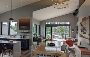 Lake Cowichan View House - Lake Cowichan, Canada