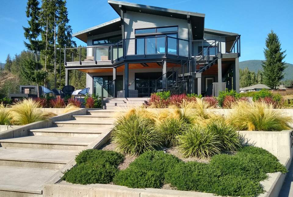 Lake Cowichan View House - Lake Cowichan, Canada