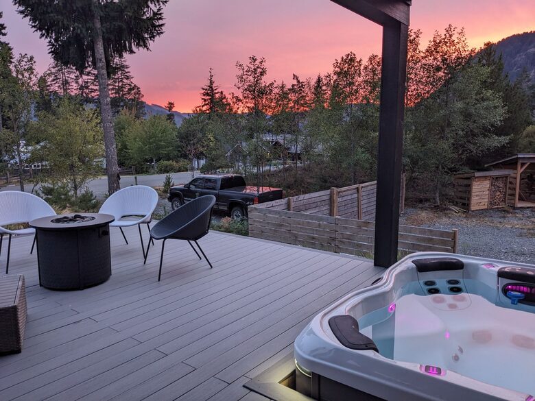 Lake Cowichan View House - Lake Cowichan, Canada