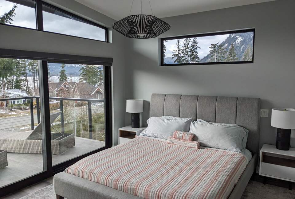 Lake Cowichan View House - Lake Cowichan, Canada