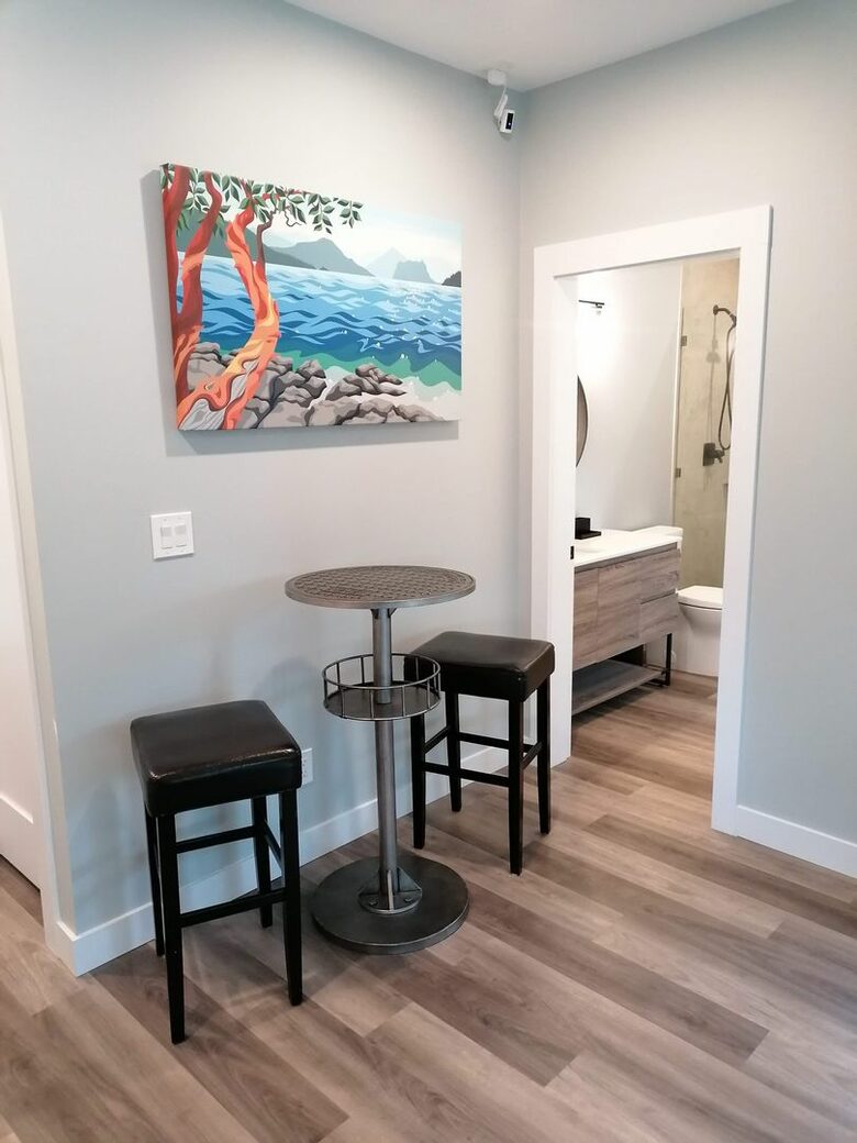 Lake Cowichan View House - Lake Cowichan, Canada