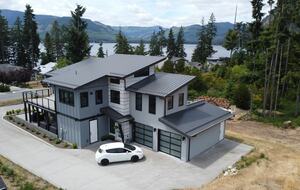 Lake Cowichan View House - Lake Cowichan, Canada
