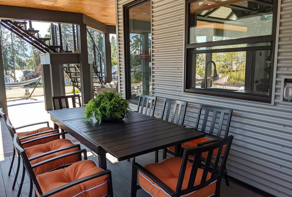 Lake Cowichan View House - Lake Cowichan, Canada