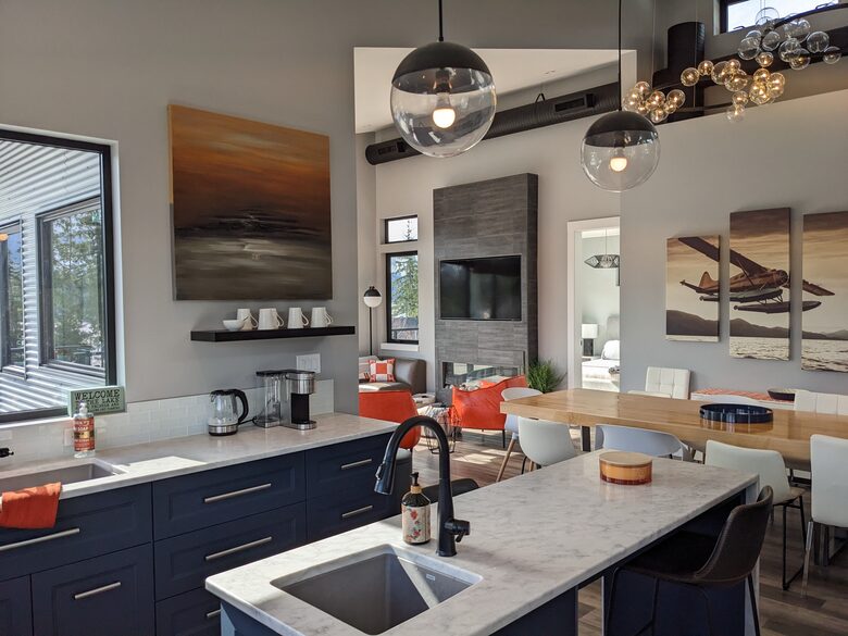 Lake Cowichan View House - Lake Cowichan, Canada