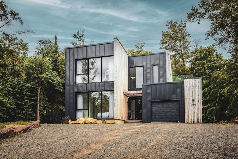 Contemporary Forest Escape Near Mont-Tremblant - Les Laurentides, Canada