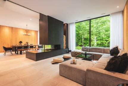 Contemporary Forest Escape Near Mont-Tremblant - Les Laurentides, Canada