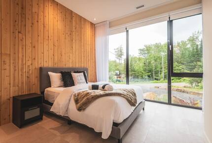 Contemporary Forest Escape Near Mont-Tremblant - Les Laurentides, Canada